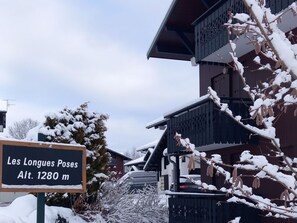 Exterior detail - Comfortable chalet with parking - 4 guests (Les Gets)