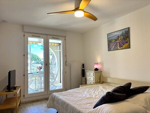 1 bedroom - Apartment with sea view - 4 guests (La Londe-les-Maures)
