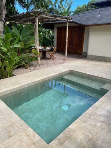 Tropical Beach House in the heart of Palomino