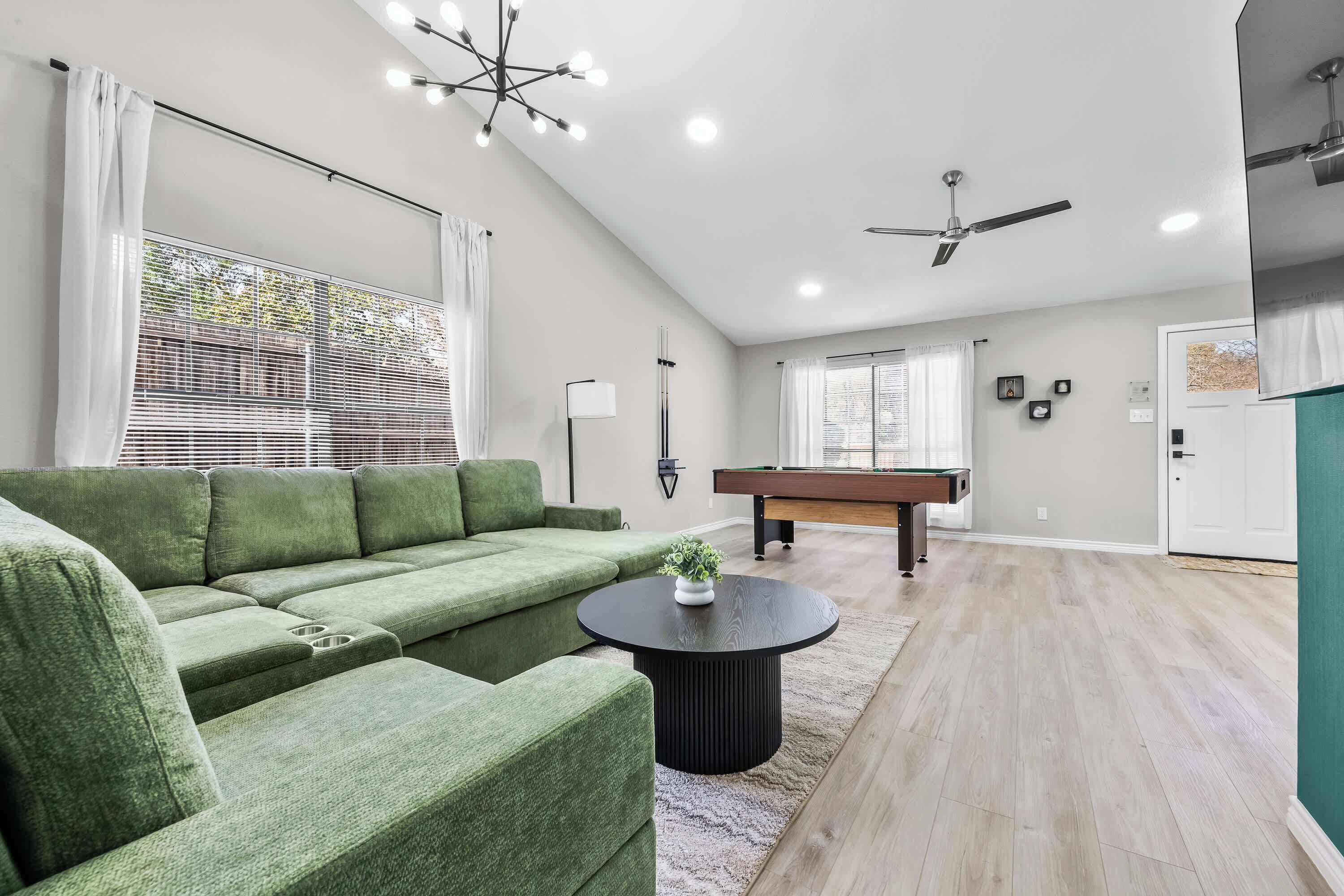 電視、壁爐、 辦公室