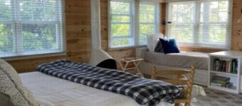 Amore | Romantic Coastal Cottage Near Spruce Point