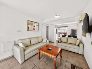 TV - Sirena Nest Villa | 2BR Walk to Beach (Protaras)