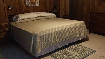 4 chambres, fer et planche à repasser, Wi-Fi, draps fournis