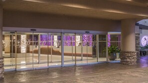 Nicht klassifiziertes Bild, 2 von 19, Schaltfläche