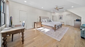 5 chambres, fer et planche à repasser, Wi-Fi, draps fournis