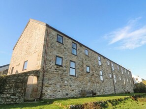 Exterior - Cape View (Penzance)