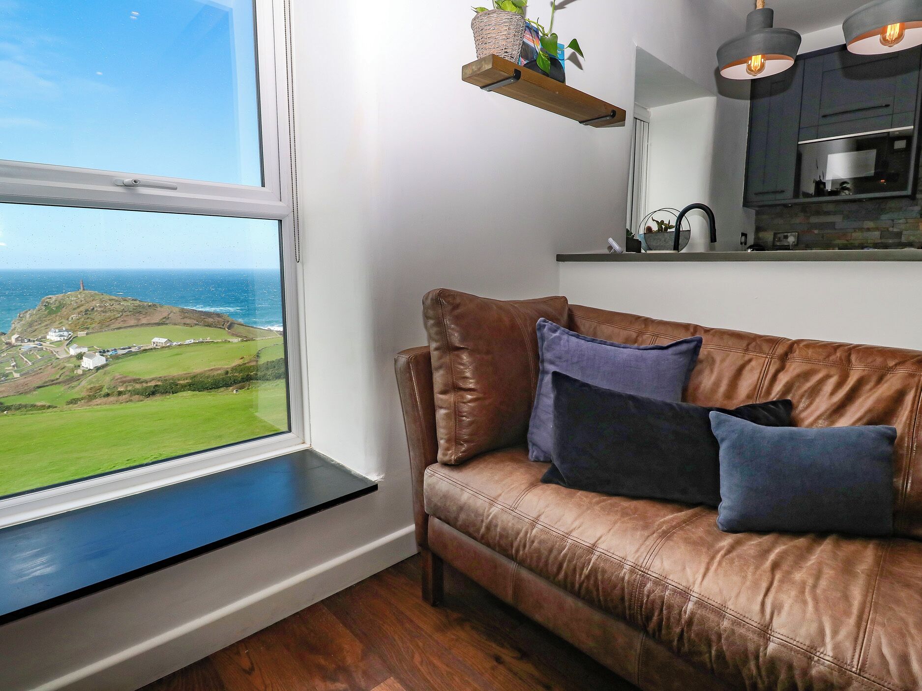 Cottage | Front of property