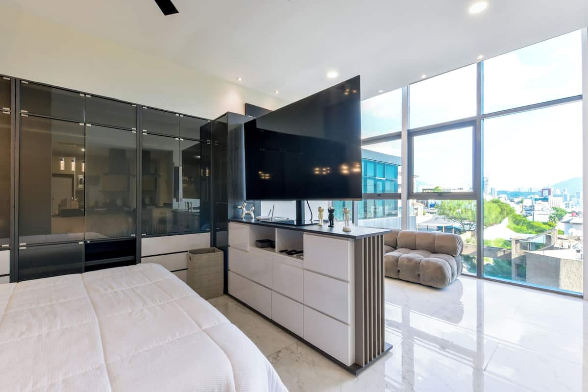 Deluxe Studio, City View