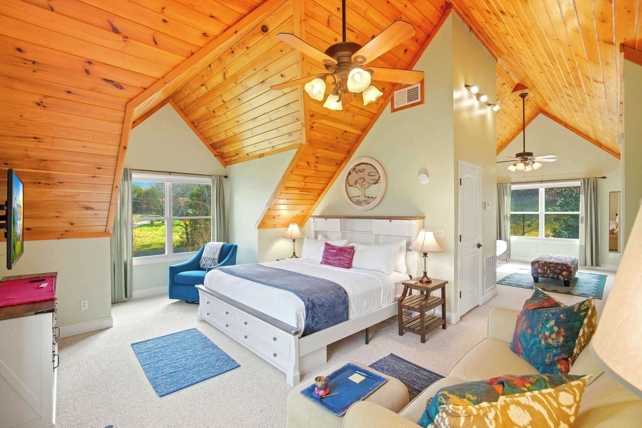 3 soveværelser, skrivebord, strygejern/strygebræt, Wi-Fi