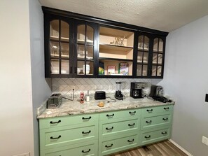 Private kitchen - Homie House In San Antonio (San Antonio)