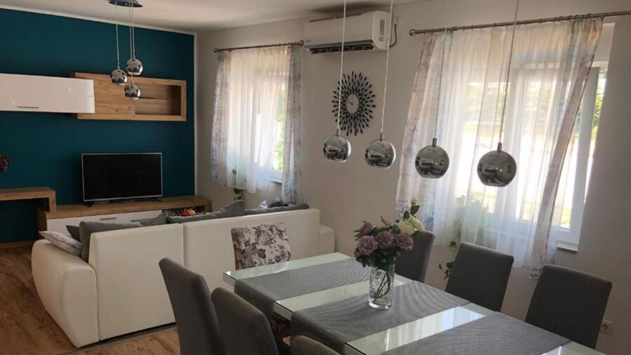 Holiday House Franov