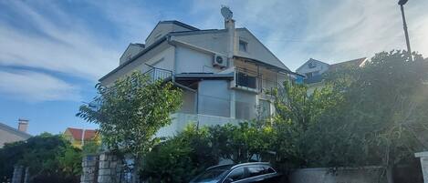 Studio (Studio Apartment with Terrace) | Ulkopuoli