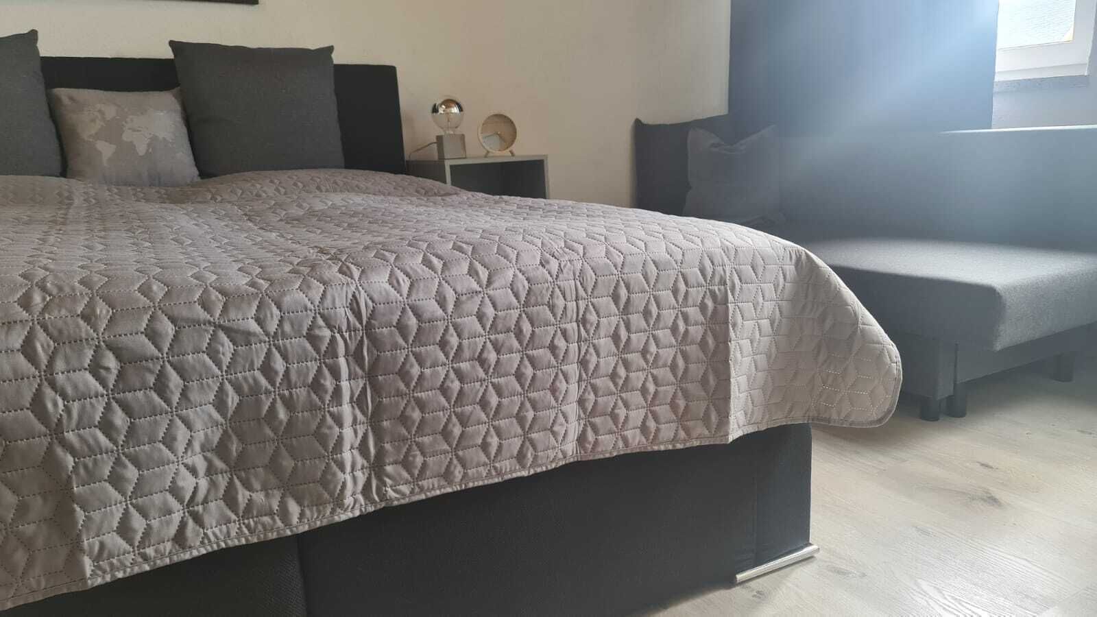 2 bedrooms, iron/ironing board, Internet, bed sheets