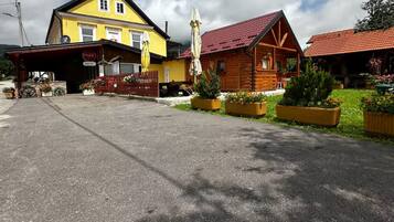 Apartment (Comfort One Bedroom Apartment) | Exterior