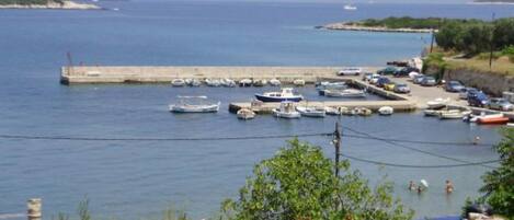 Appartement (One Bedroom Apartment with Sea View a) | Vue depuis lâhĂ©bergement