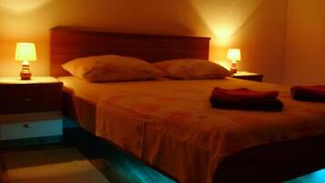 Apartment (One Bedroom Apartment with Sea View a) | 3 bedrooms
