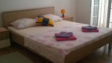 Appartement (One Bedroom Apartment with Sea View a) | 3 slaapkamers