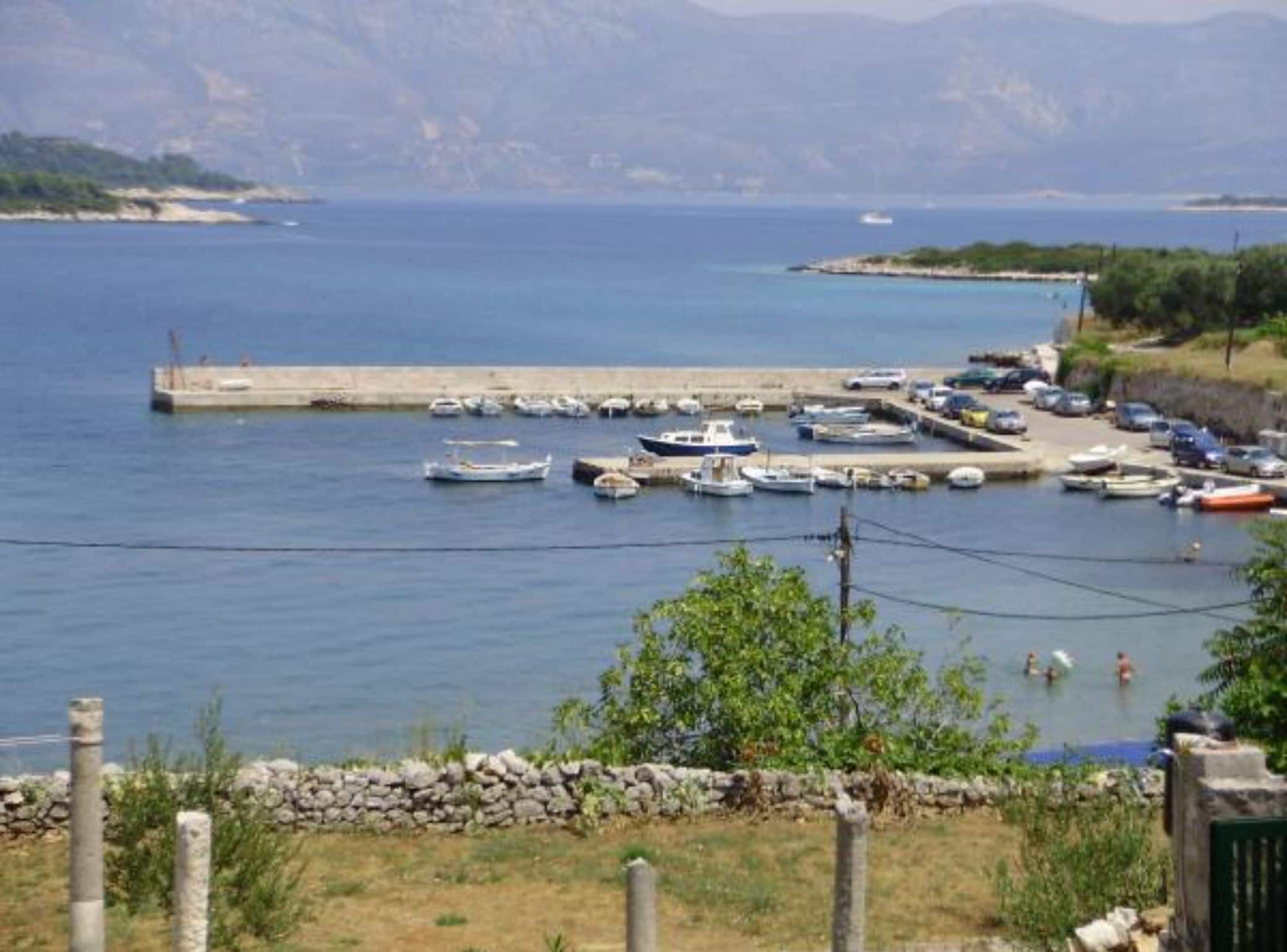 Apartment (Two Bedroom Apartment with Sea View a) | Blick von der Unterkunft