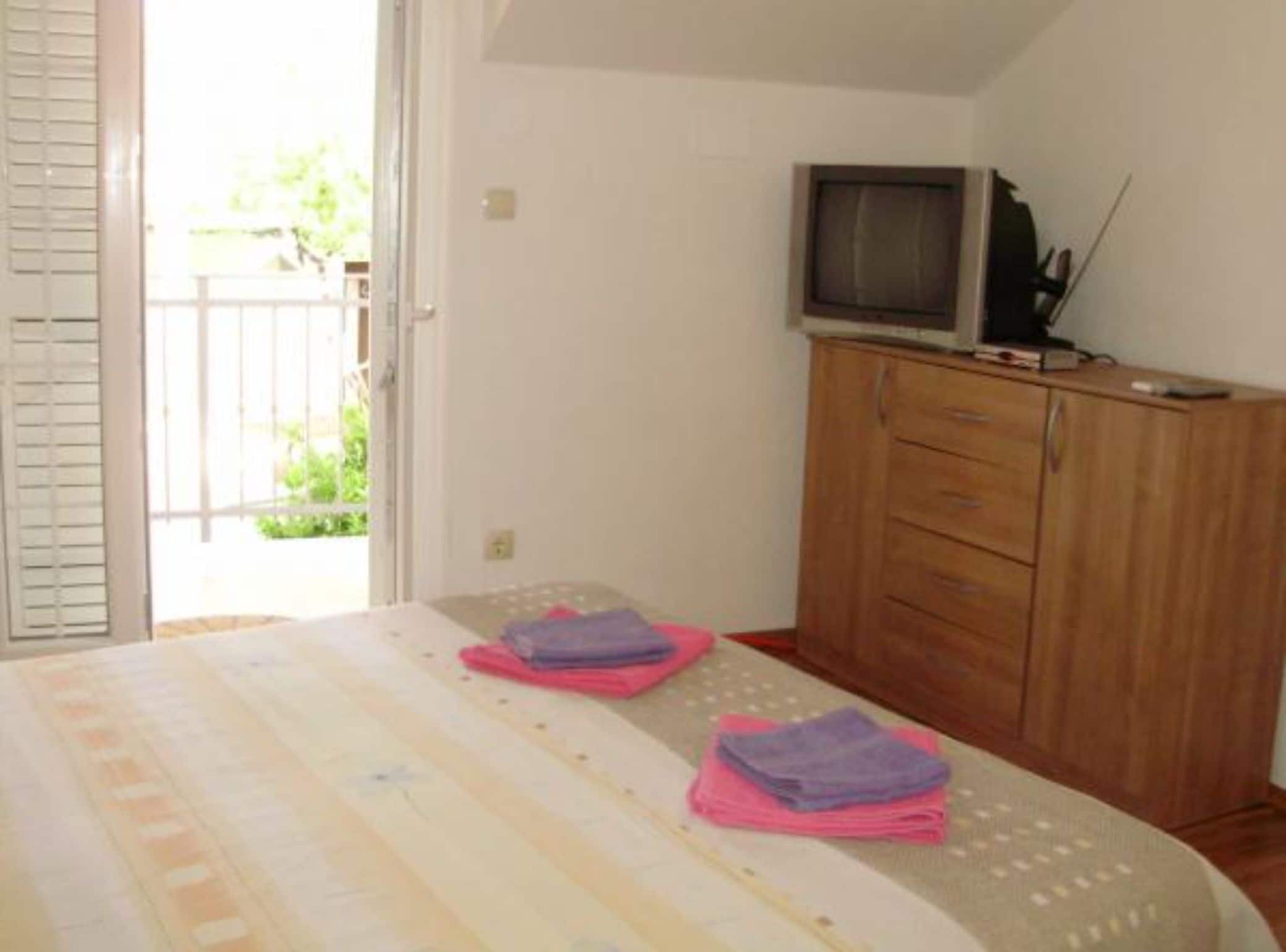 公寓 (One Bedroom Apartment with Sea View a) | 3 多间卧室