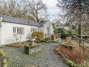 Property grounds - The Dove Cot (Ambleside)