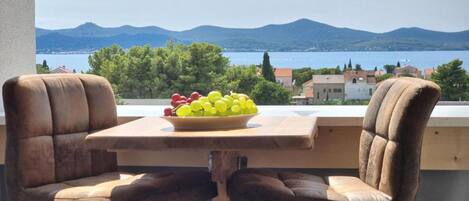 スタジオ (Studio Apartment with Loggia and SeaV) | バルコニー