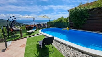 House (Five Bedroom Holiday Home With Pool) | Outdoor pool