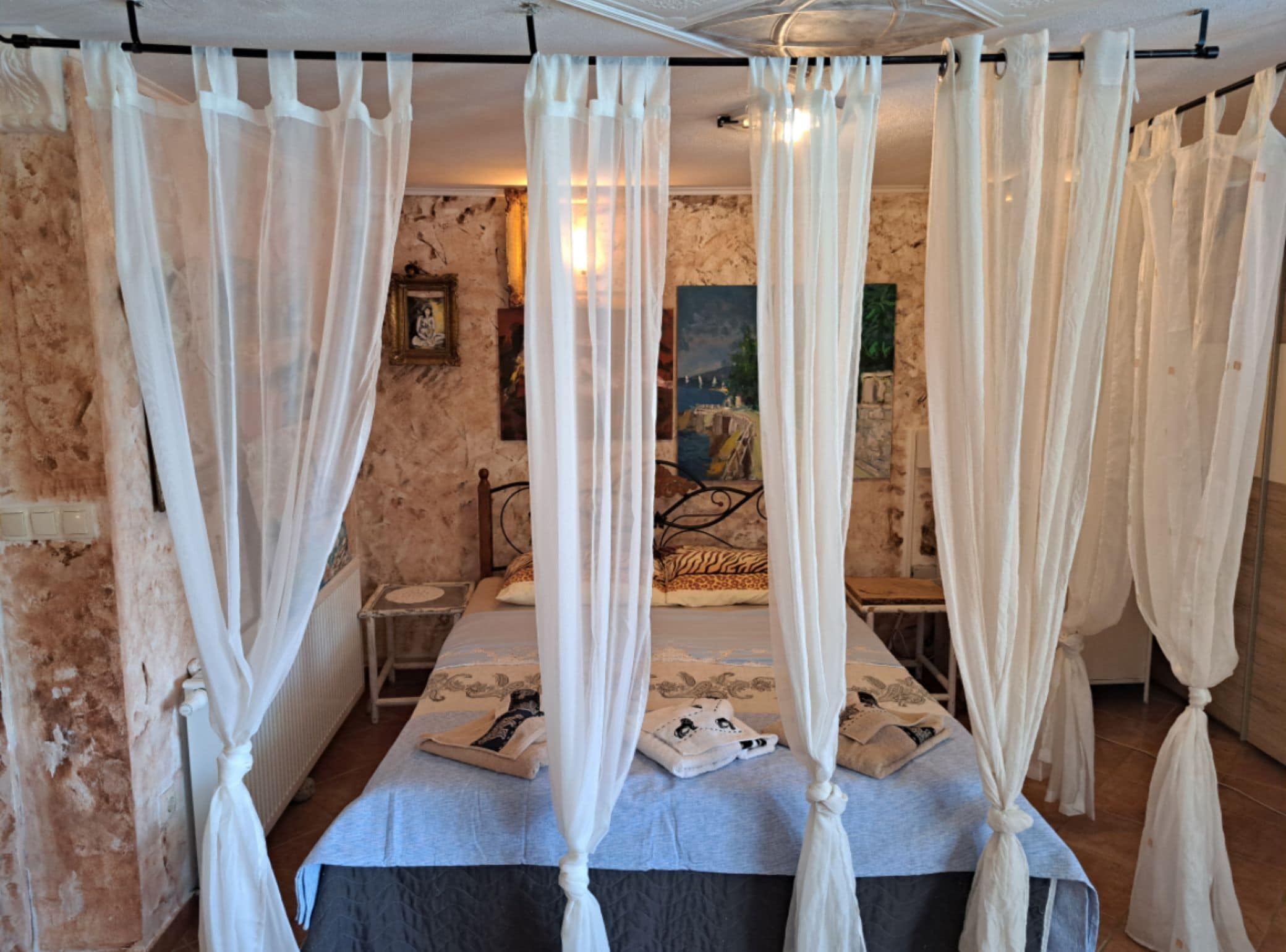 하우스 (Five Bedroom Holiday Home With Pool)