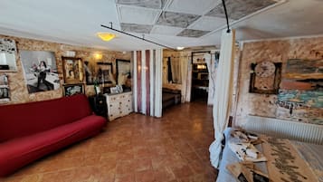 Huis (Five Bedroom Holiday Home With Pool) | Woonkamer