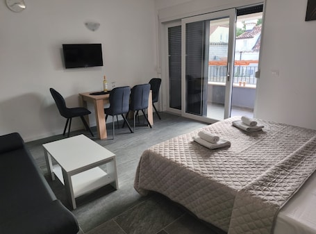 Apartments Tourist Port