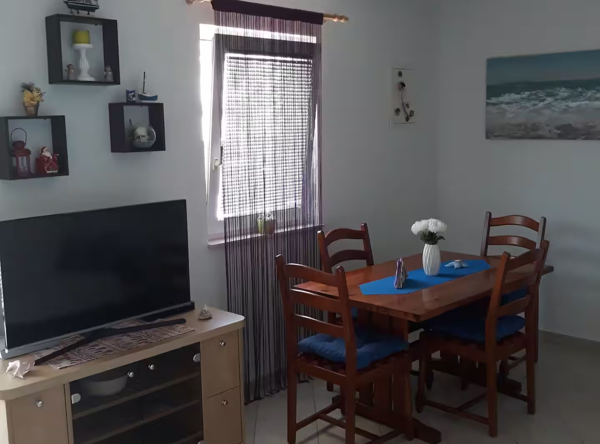 Apartment (One bedroom apartment with sea view) | Esszimmer