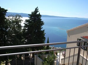 Lejlighed (One bedroom apartment with sea view) | Balkon