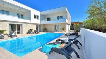 One Bedroom Apartment 1 | Property amenity