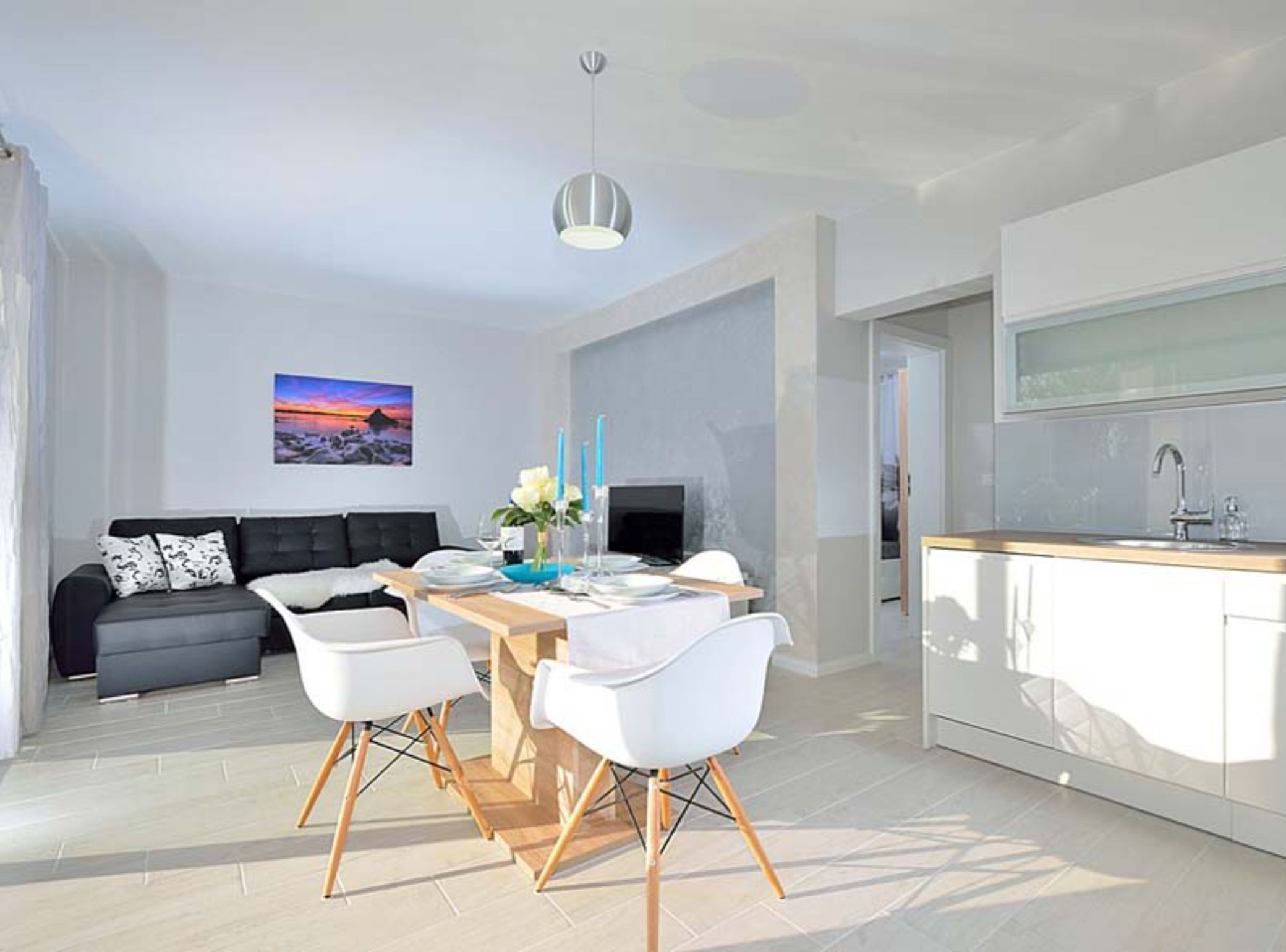 Apartment (One Bedroom Apartment with Terrace 1) | Dining room