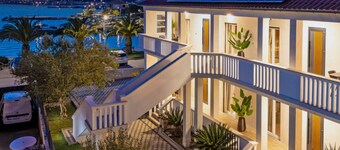 Luxury Apartments & Suites Dijan