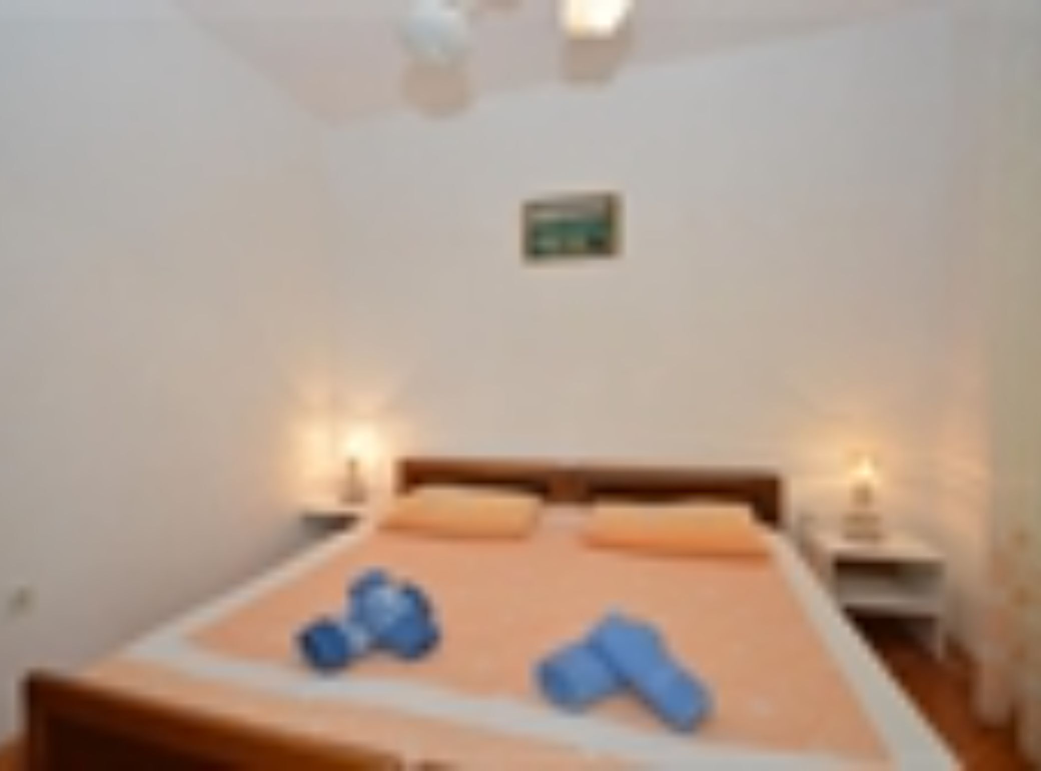 สตูดิโอ (Studio Apartment with Terrace) | 3 ห้องนอน