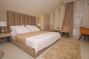 Luxury Studio | Free WiFi - Decenija Hotel & Restaurant (Belgrade)