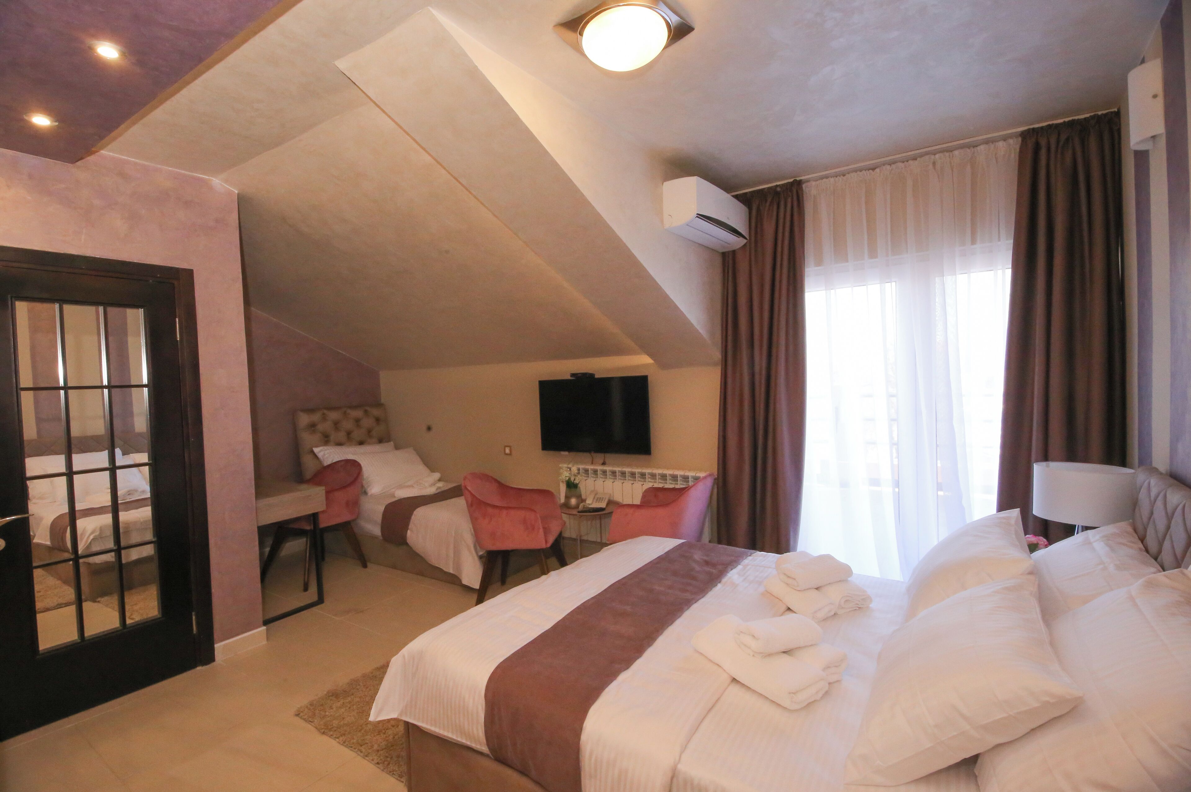 Comfort Triple Room | Free WiFi