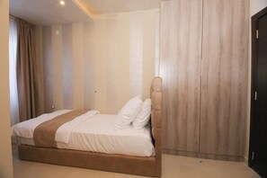 Classic Single Room - Decenija Hotel & Restaurant (Belgrade)