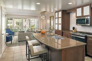 Unclassified image, 5 of 8, button - 2 Bedroom, Sleep 8, Marriott Lakeshore Reserve, Spring Break (Orlando)