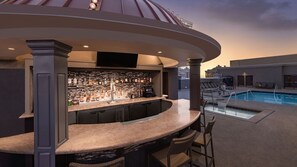 Unclassified image, 4 of 16, button