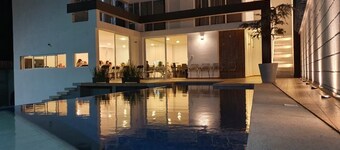 House with pool in the best climate in the world