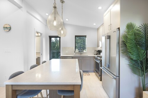 Saratoga Beach Villa 4