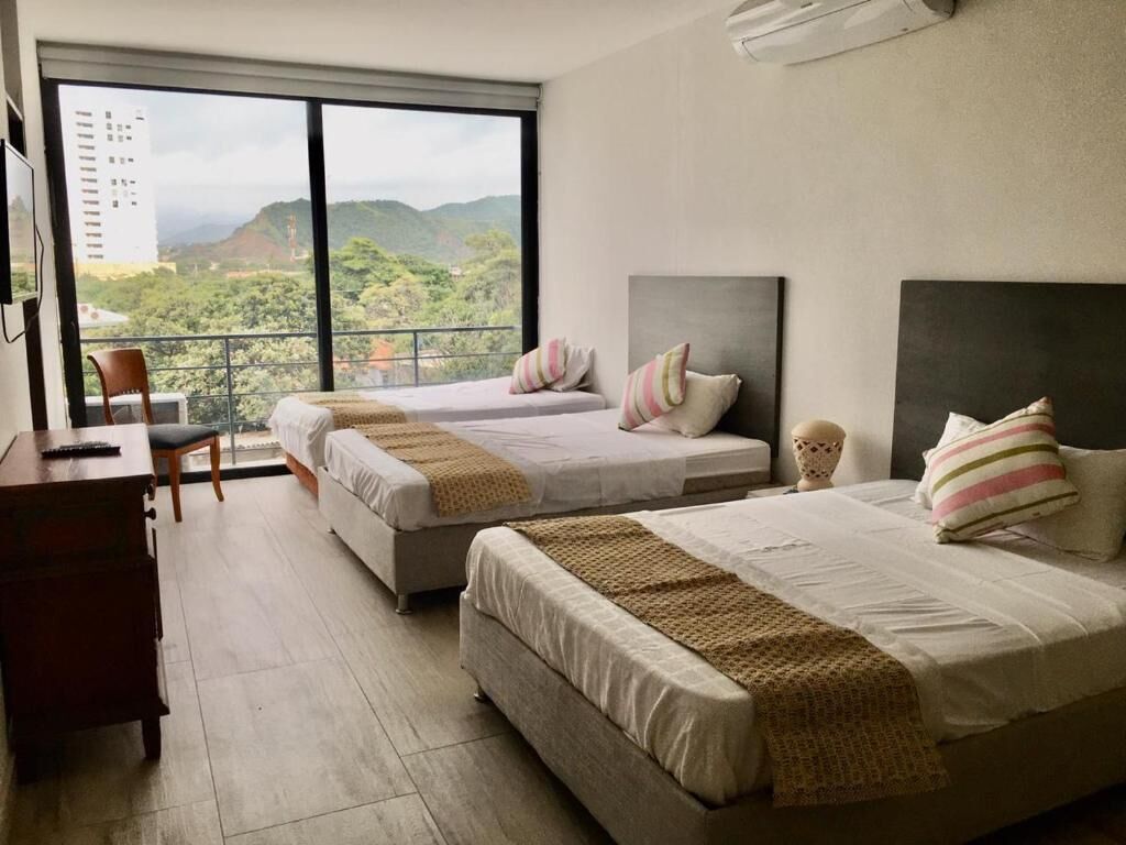 Quarto duplo luxo, sacada, vista para a montanha