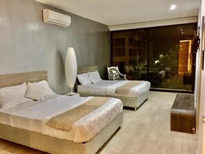 Quarto duplo luxo, sacada, vista para o mar