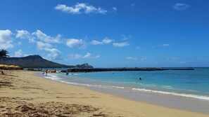 صورة غير مصنفة، 4 من 10، زرّ