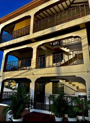 Exterior - Ahra Suites come for the views (Ground Floor) (Arnos Vale)