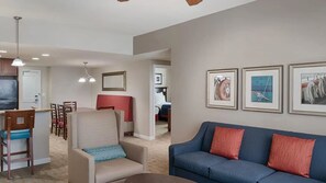 Unclassified image, 4 of 18, button