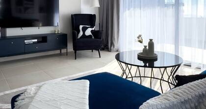 "Ocean" – Adults Only (+16)