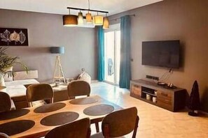 Dining - Eva - Panoramic Penthouse (Sarandë)