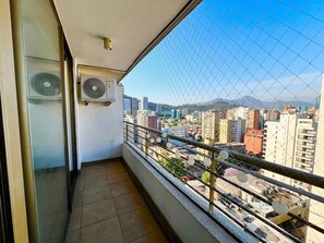 Property grounds - Live in Providencia with all the comforts of home (Providencia)